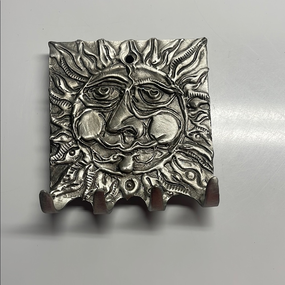 🌺Going on vacation sale!🌺Don Drumm Small Key Hanger